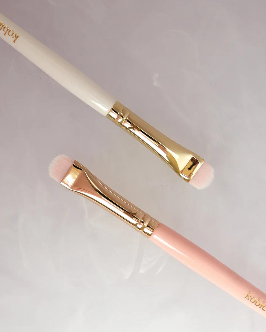 Kobie Lee Collective - Curved Concealer Brush